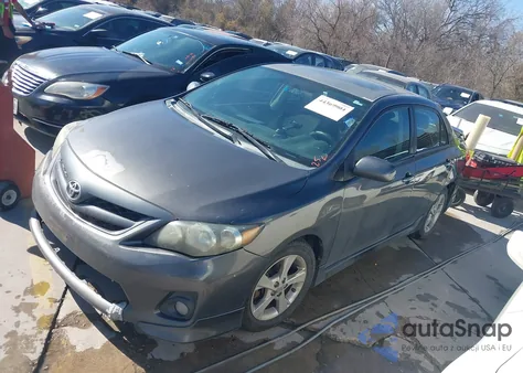 2011 Toyota Corolla S z USA, uszkodzony, nr VIN 2T1BU4EE8BC599943
